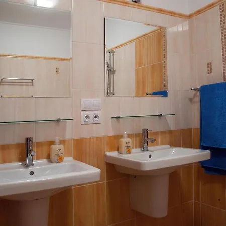 U Vinoteky Guest house Nymburk