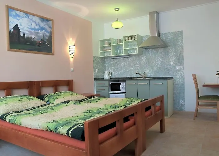 U Vinoteky 4* Nymburk